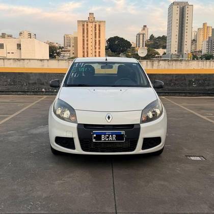 RENAULT SANDERO 1.0 AUTHENTIQUE 16V FLEX 4P MANUAL RENAULT SANDERO 1.0 AUTHENTIQUE 16V FLEX 4P MANUAL